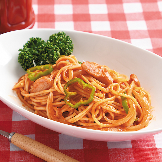 喫茶店の銀皿　ナポリタンソース